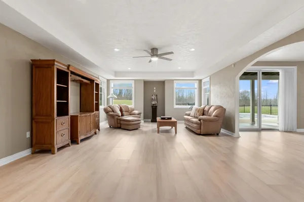 $1,399,000 | 6570 North 39th Street, Augusta, MI 49012
