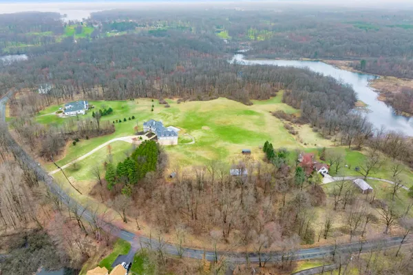 $1,399,000 | 6570 North 39th Street, Augusta, MI 49012