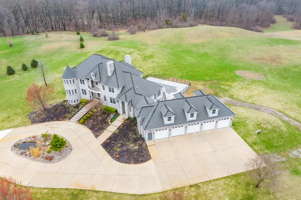 $1,399,000 | 6570 North 39th Street, Augusta, MI 49012