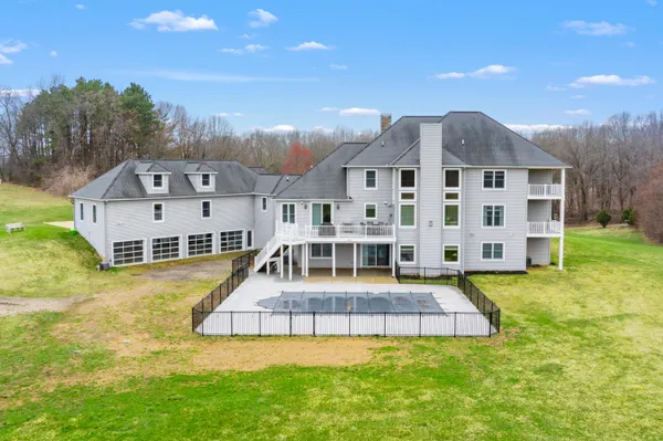 $1,399,000 | 6570 North 39th Street, Augusta, MI 49012