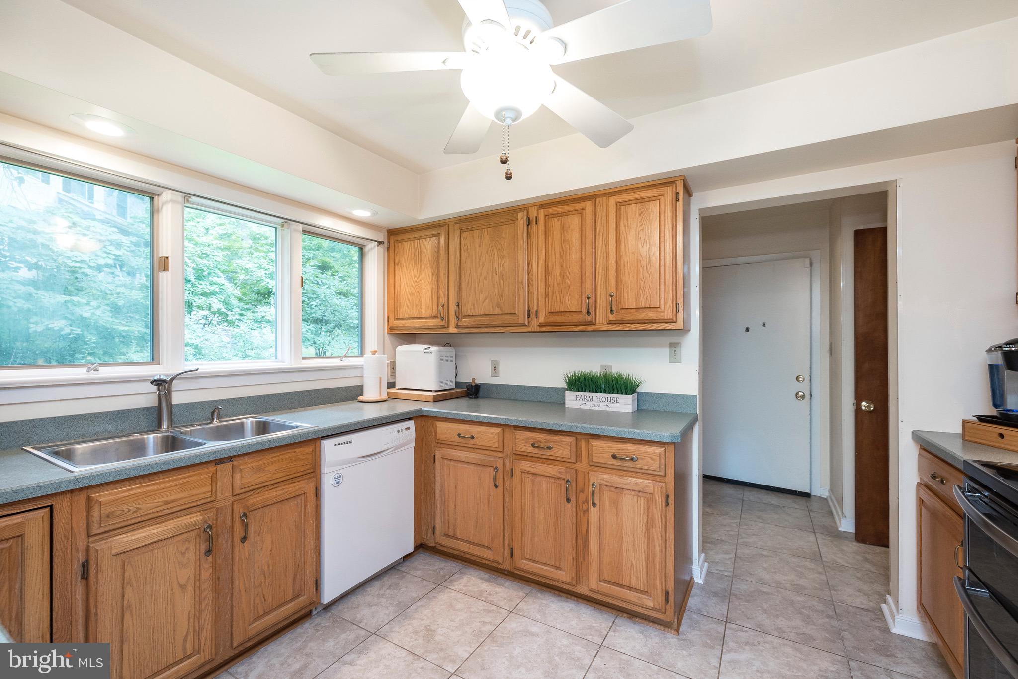 537 Fillman Road Downingtown, PA 19335 - Photo 24 of 57 Kitchen