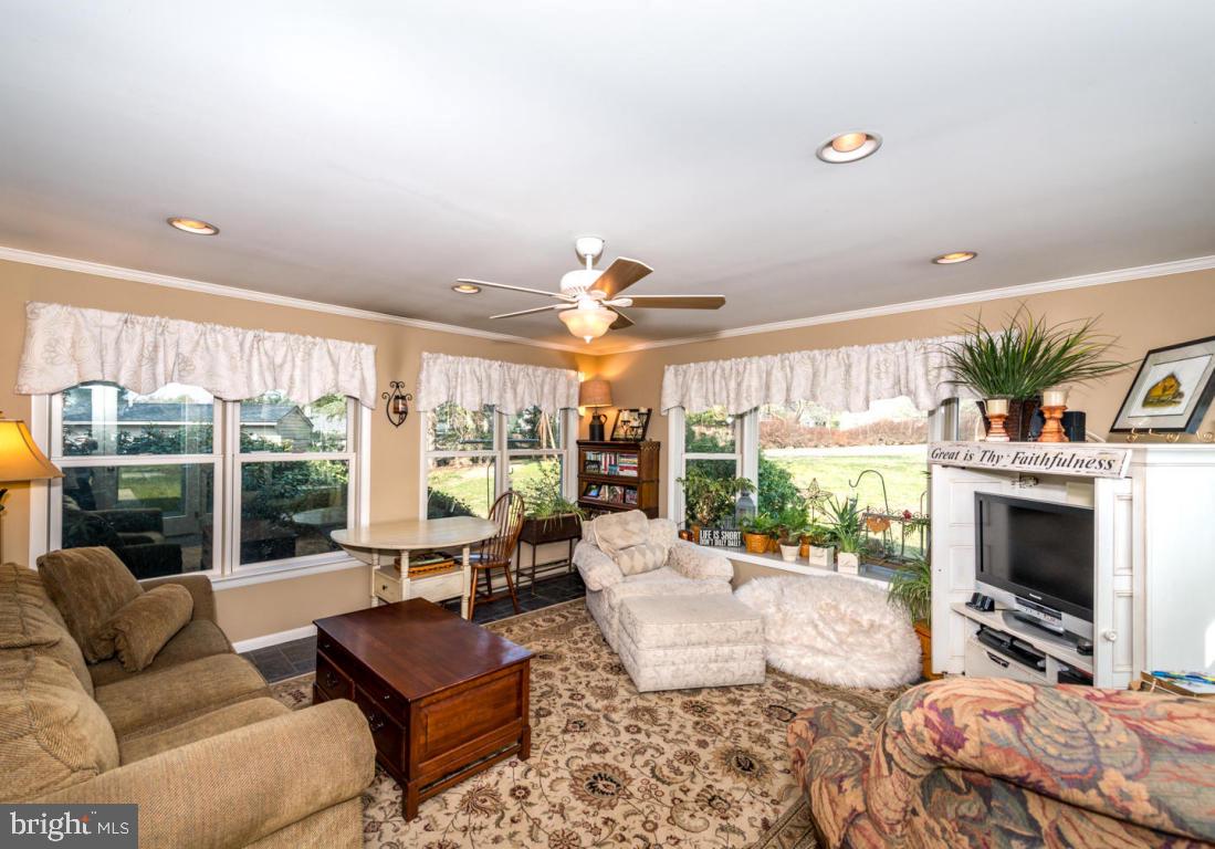 1107 Lampeter Road Lancaster, PA 17602 - Photo 13 of 27 Gallery Image 13