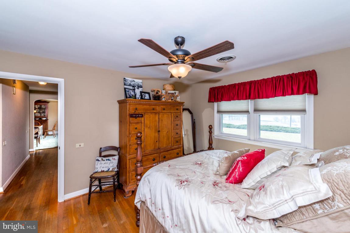 1107 Lampeter Road Lancaster, PA 17602 - Photo 17 of 27 Gallery Image 17