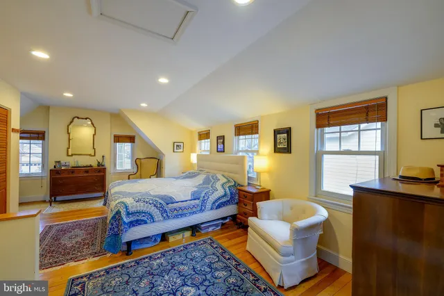 $5,700 | 4504 Highland Avenue, Bethesda, MD 20814