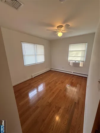 $2,600 | 402 Monroe Avenue, New Milford, NJ 07646