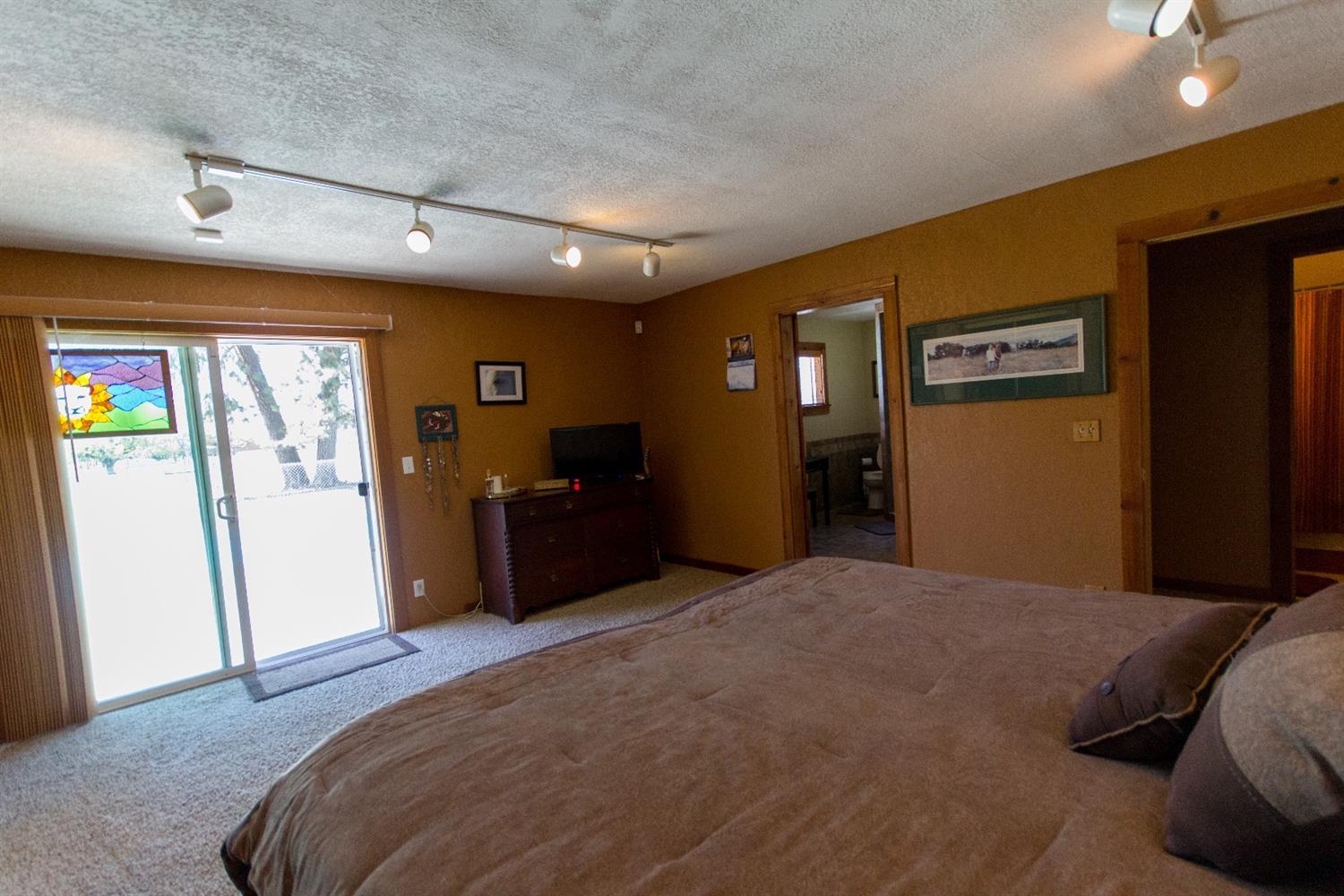 6547 Truax Road Central Point, OR 97502 - Photo 15 of 31 Additional Photo