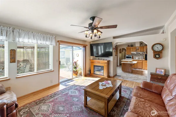 $229,995 | 836 Harman Way South, Unit 82, Orting, WA 98360