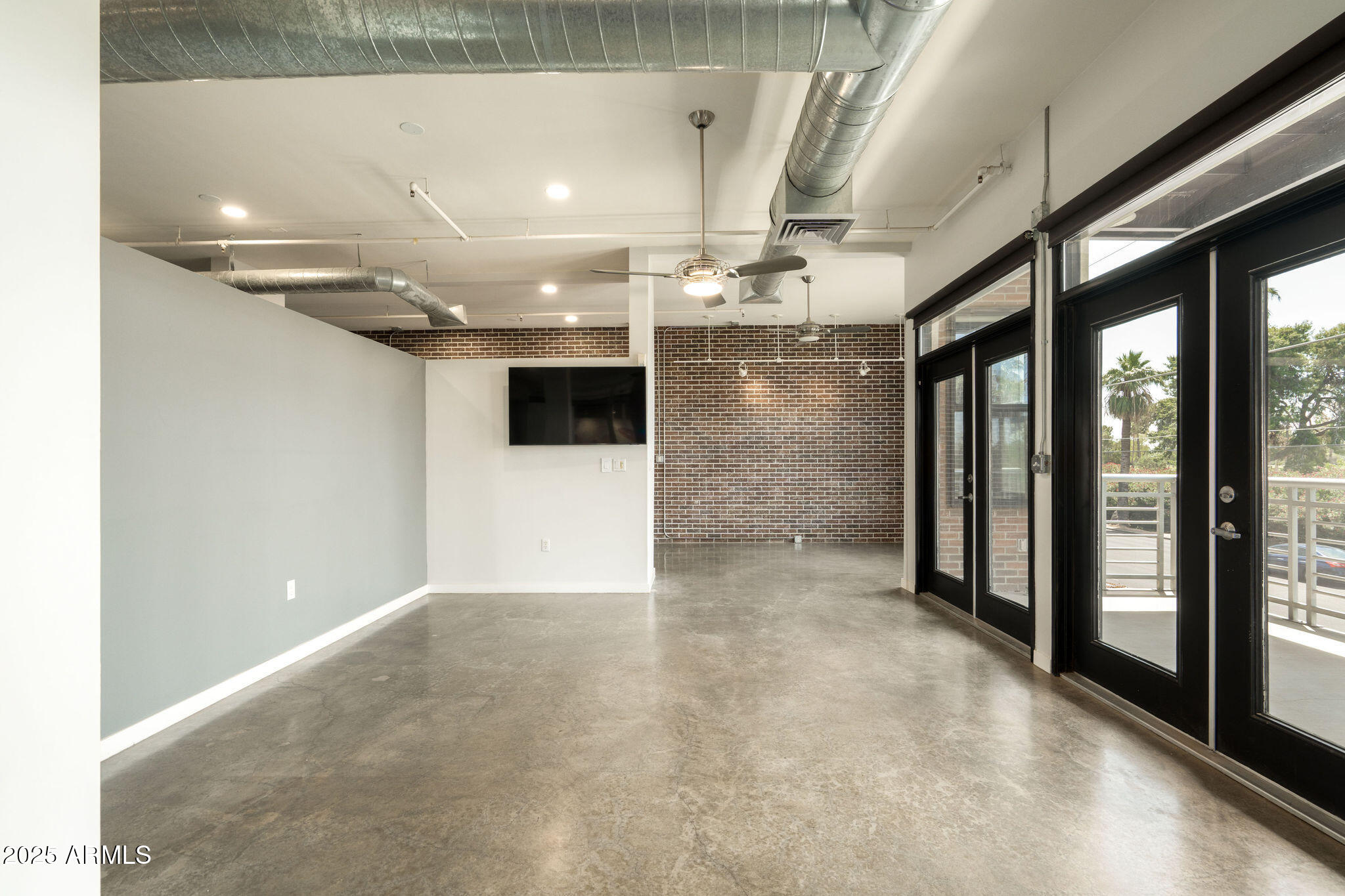 914 East Osborn Road, Unit 202 Phoenix, AZ 85014 - Photo 16 of 64 018