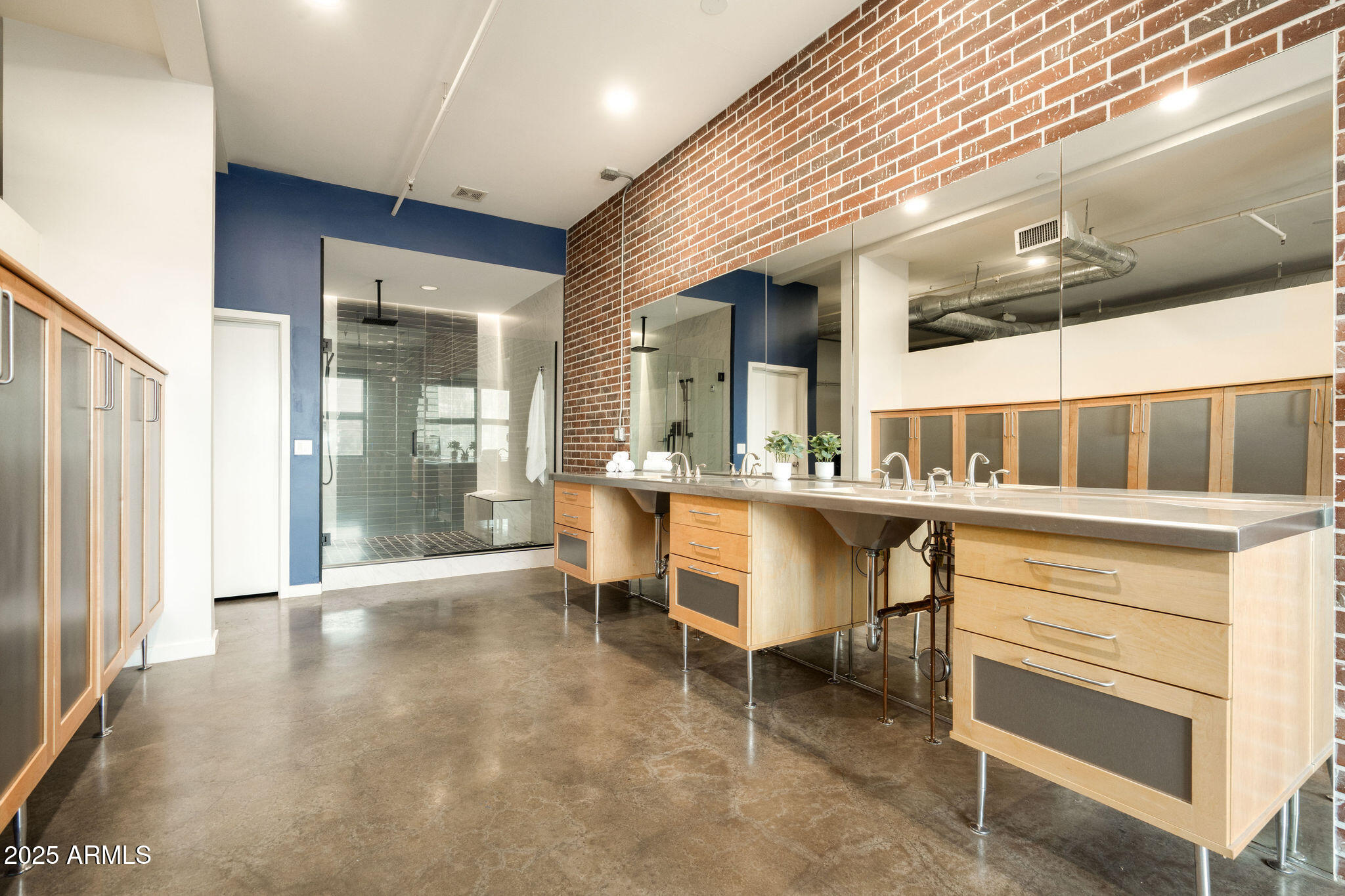 914 East Osborn Road, Unit 202 Phoenix, AZ 85014 - Photo 18 of 64 021