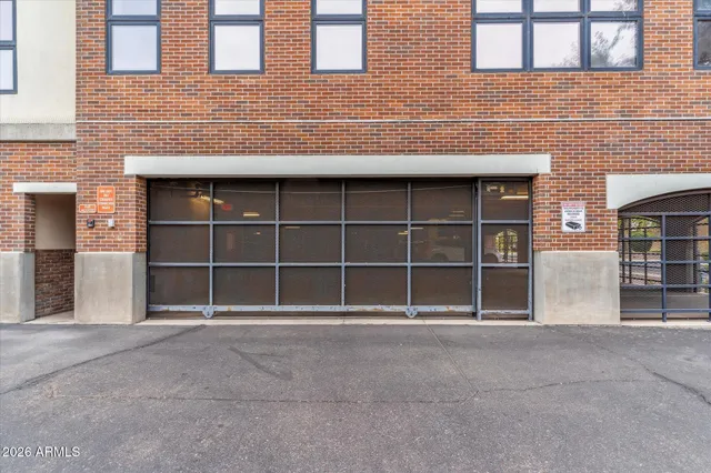 $667,500 | 914 East Osborn Road, Unit 202, Phoenix, AZ 85014