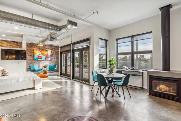 $647,000 | 914 East Osborn Road, Unit 202, Phoenix, AZ 85014