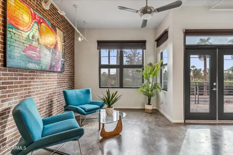 $667,500 | 914 East Osborn Road, Unit 202, Phoenix, AZ 85014