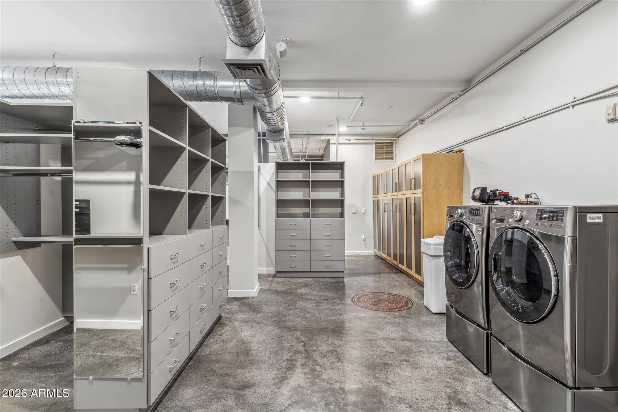 914 East Osborn Road, Unit 202 Phoenix, AZ 85014 - Photo 63 of 64 26-Closet_Laundry