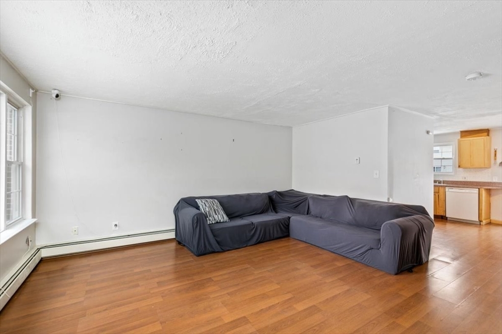 945 Riverside Drive, Unit 3B Methuen, MA 01844 - Photo 7 of 27 Gallery Image 7