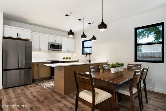 $548,000 | 1721 Larch Street, Sandpoint, ID 83864