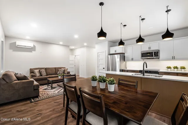 $548,000 | 1721 Larch Street, Sandpoint, ID 83864