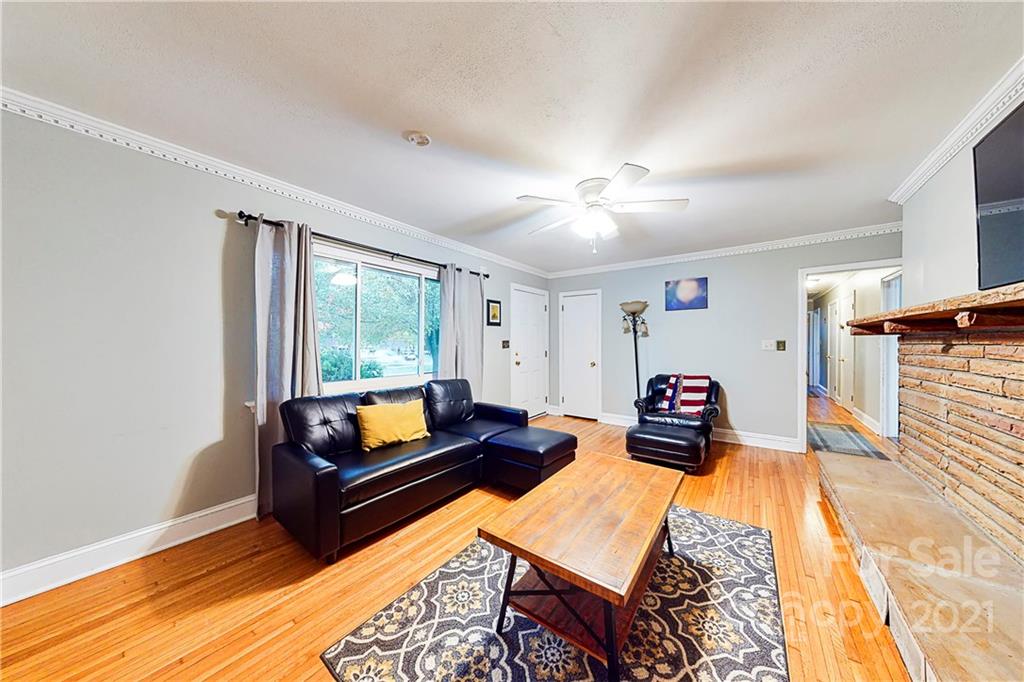 6265 Morehead Road Harrisburg, NC 28075 - Photo 4 of 23 Gallery Image 4