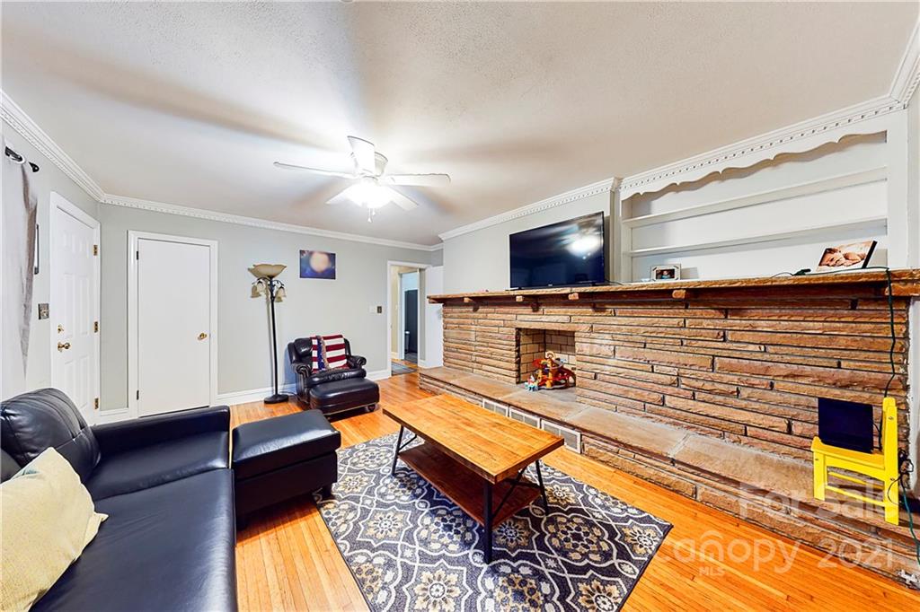 6265 Morehead Road Harrisburg, NC 28075 - Photo 5 of 23 Gallery Image 5