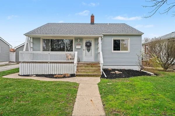 $269,900 | 3535 Washington Street, Lansing, IL 60438