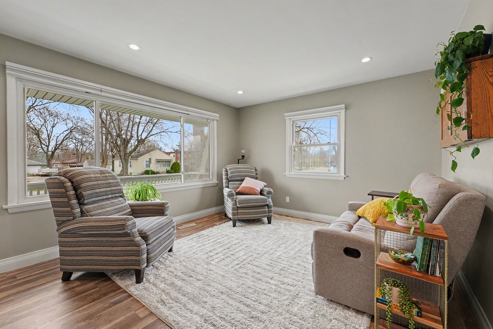 3535 Washington Street Lansing, IL 60438 - Photo 4 of 28