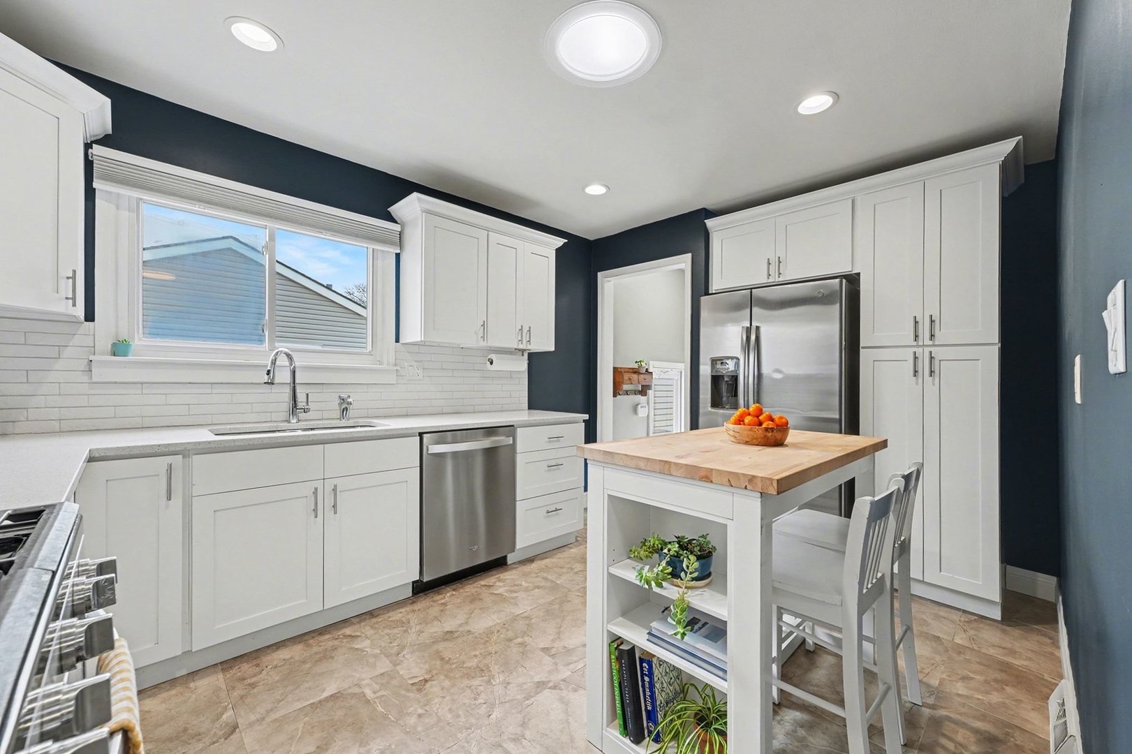 3535 Washington Street Lansing, IL 60438 - Photo 7 of 28