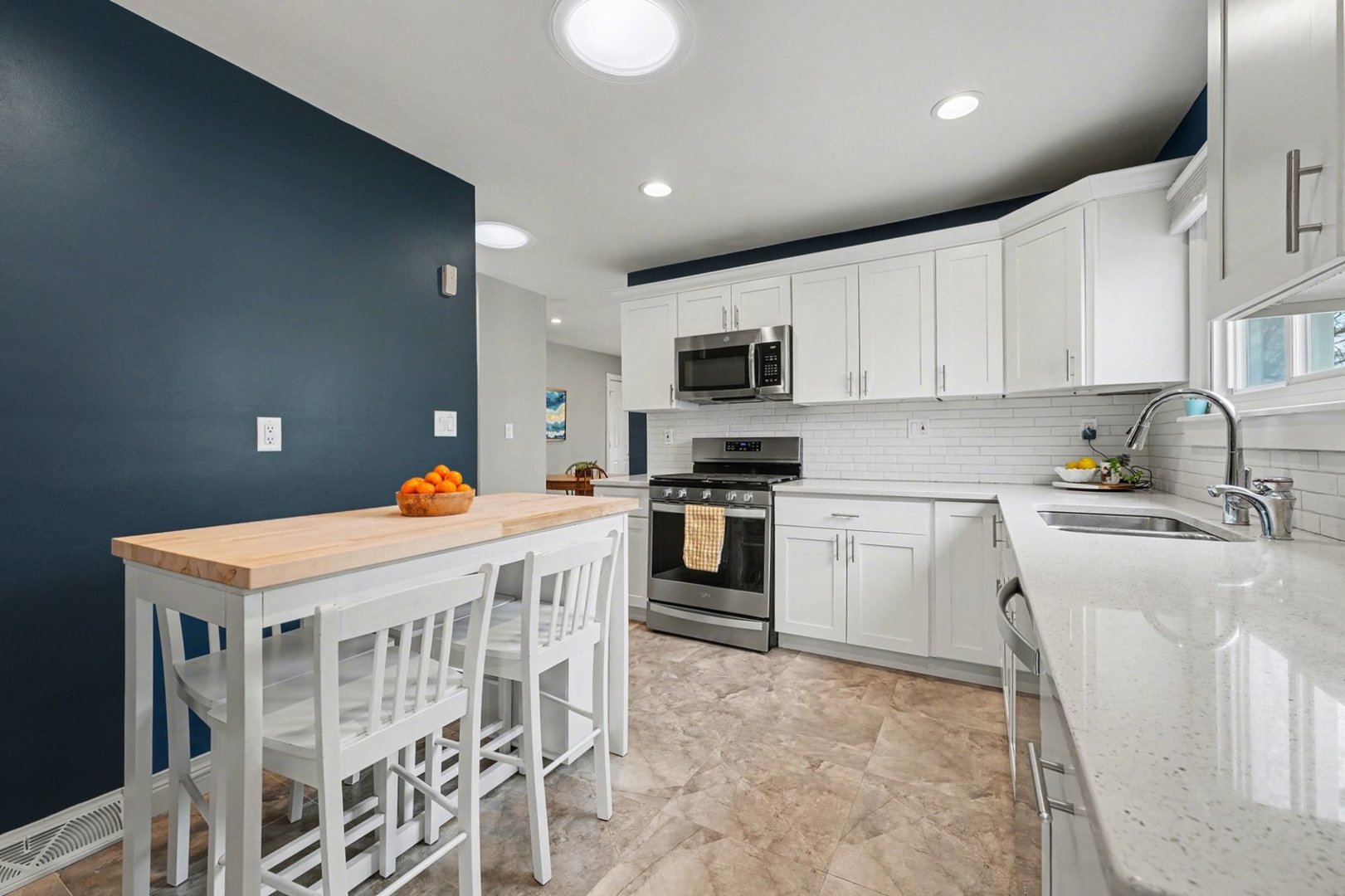 3535 Washington Street Lansing, IL 60438 - Photo 8 of 28