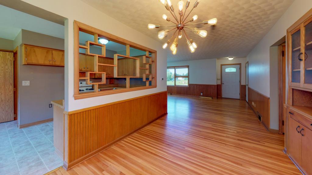 1632 7 1/2 Avenue Northeast Rochester, MN 55906 - Photo 3 of 19 Gallery Image 3