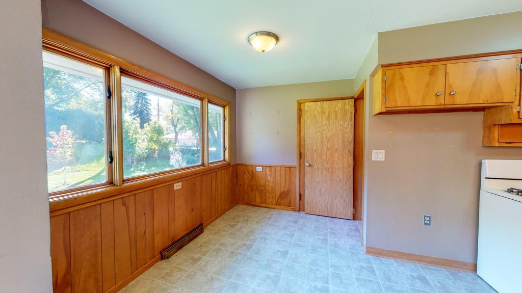1632 7 1/2 Avenue Northeast Rochester, MN 55906 - Photo 6 of 19 Gallery Image 6