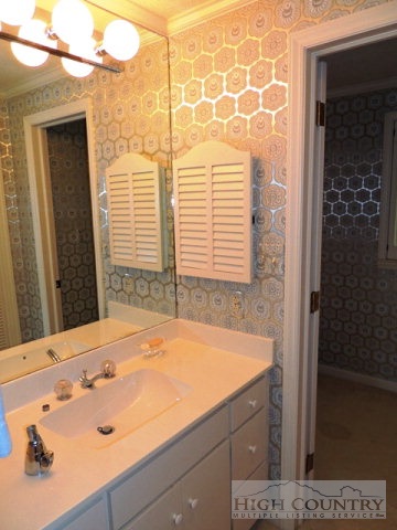 361 Lakes Drive Boone, NC 28607 - Photo 5 of 27 Gallery Image 5