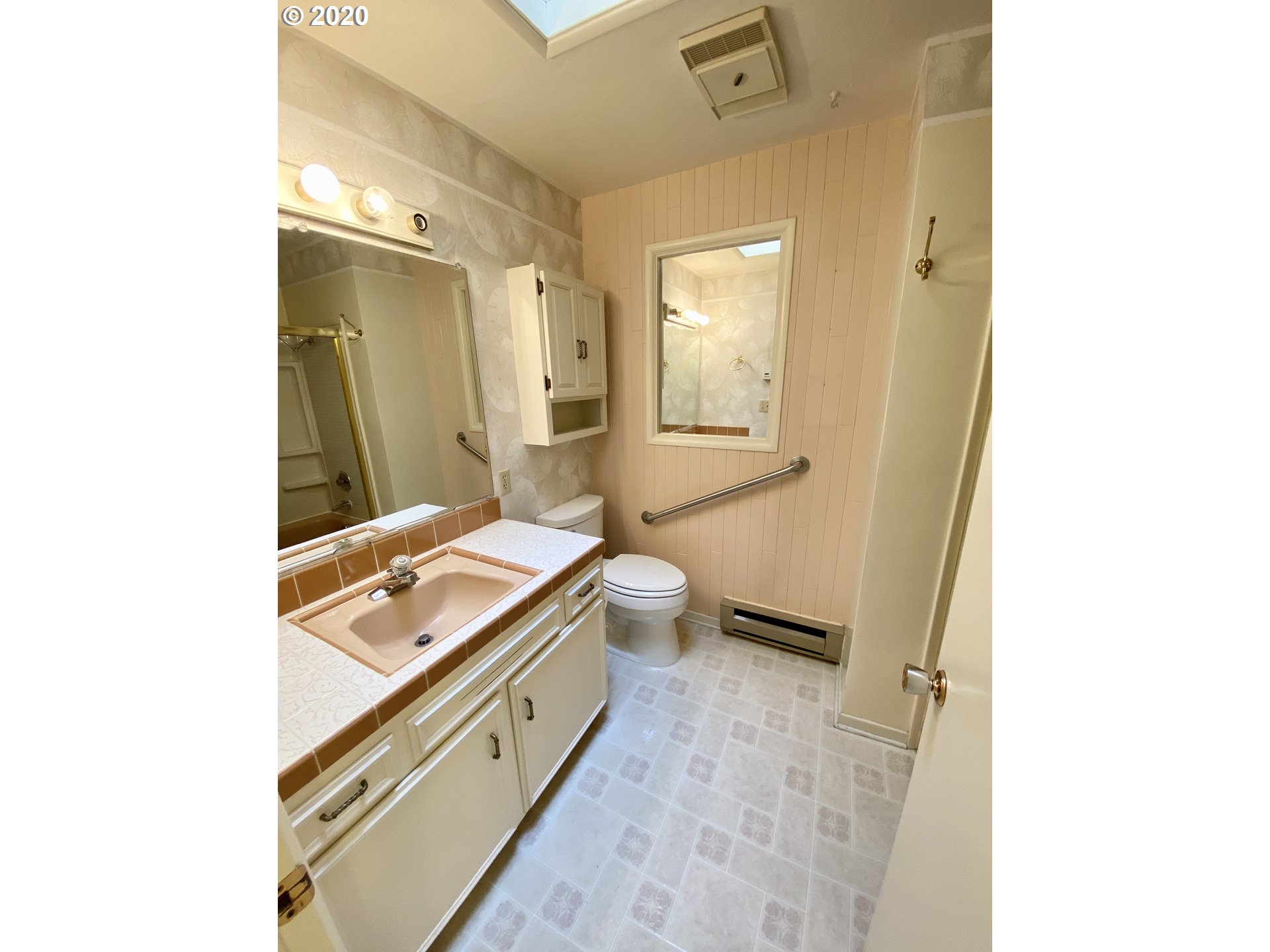 1759 Santa Rosa Street Eugene, OR 97404 - Photo 10 of 28 Gallery Image 10