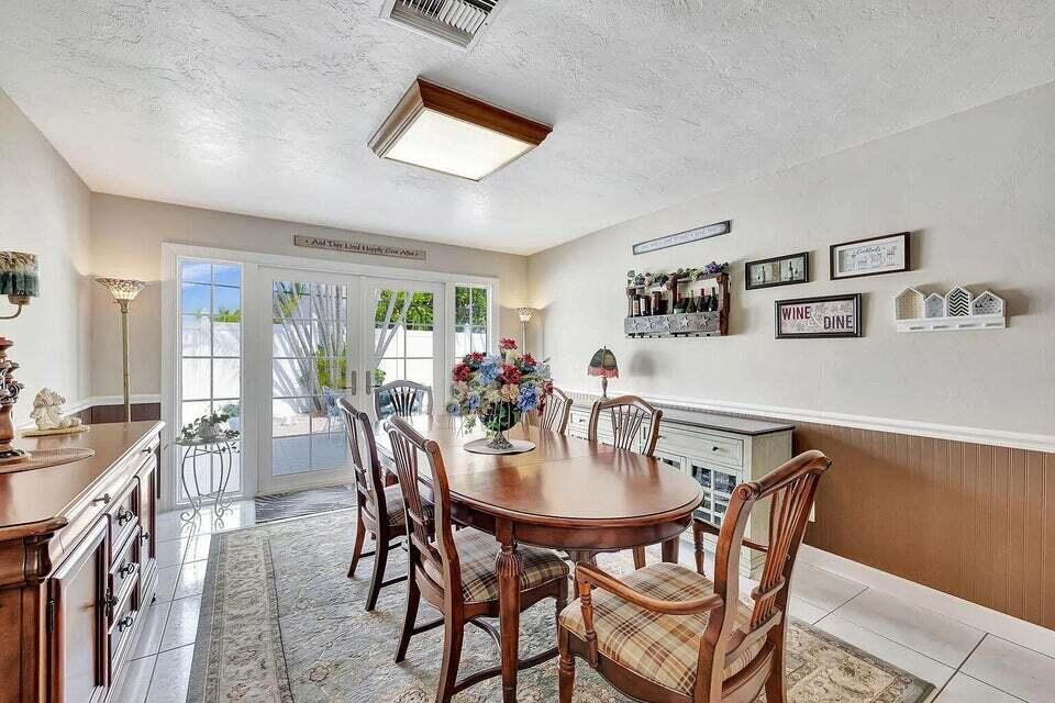 7187 Thompson Road Boynton Beach, FL 33426 - Photo 31 of 44 31