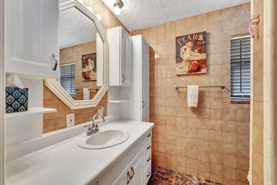 7187 Thompson Road Boynton Beach, FL 33426 - Photo 36 of 44 36