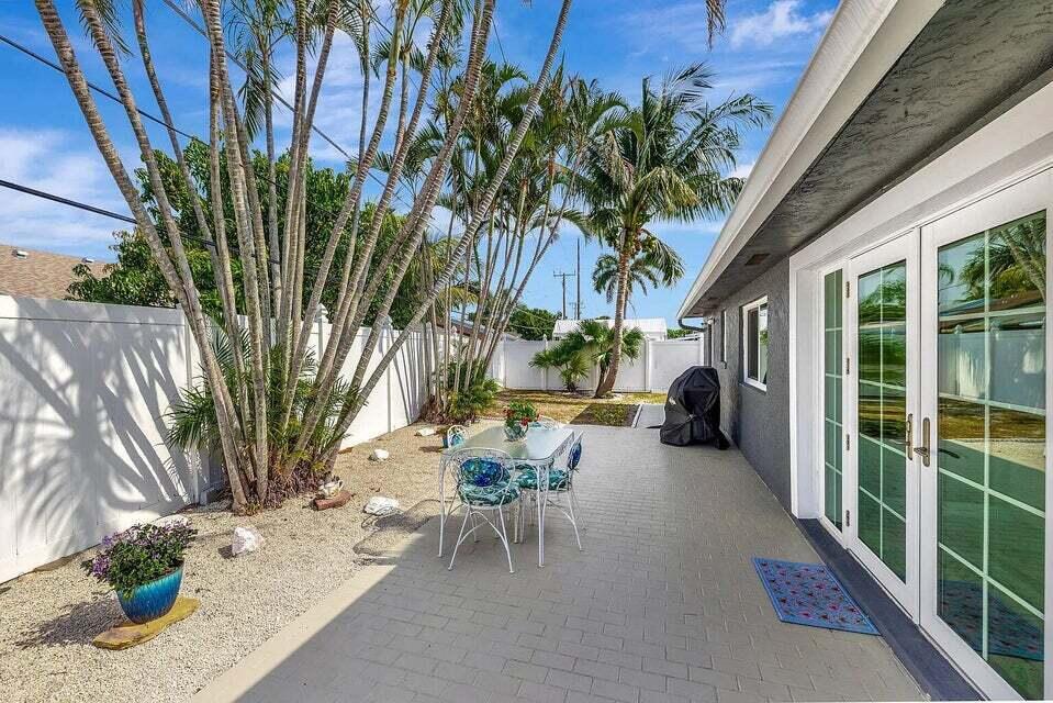 7187 Thompson Road Boynton Beach, FL 33426 - Photo 39 of 44 39