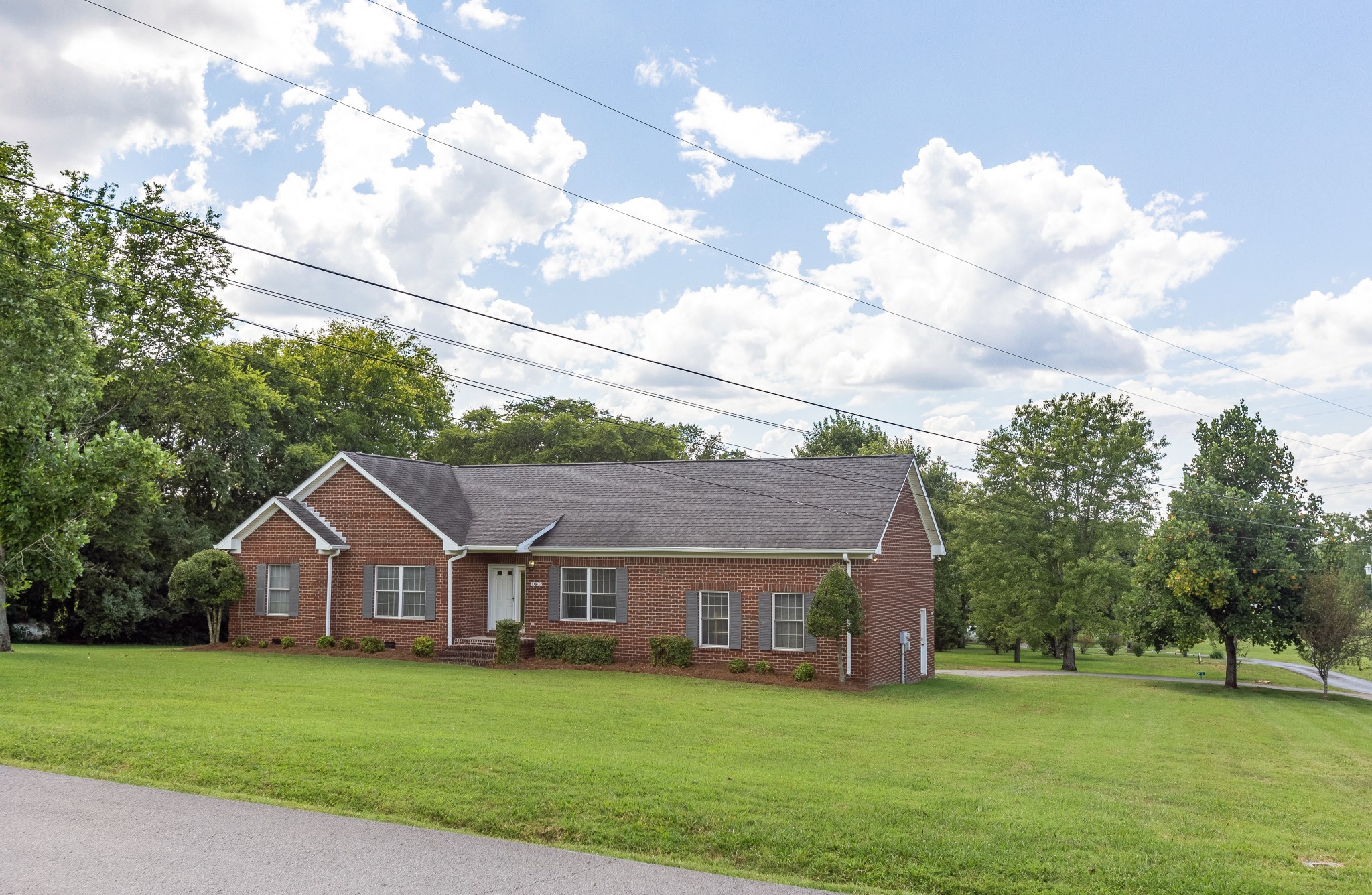 1096 Old Laguardo Road East Lebanon, TN 37087 - Photo 3 of 33 Gallery Image 3