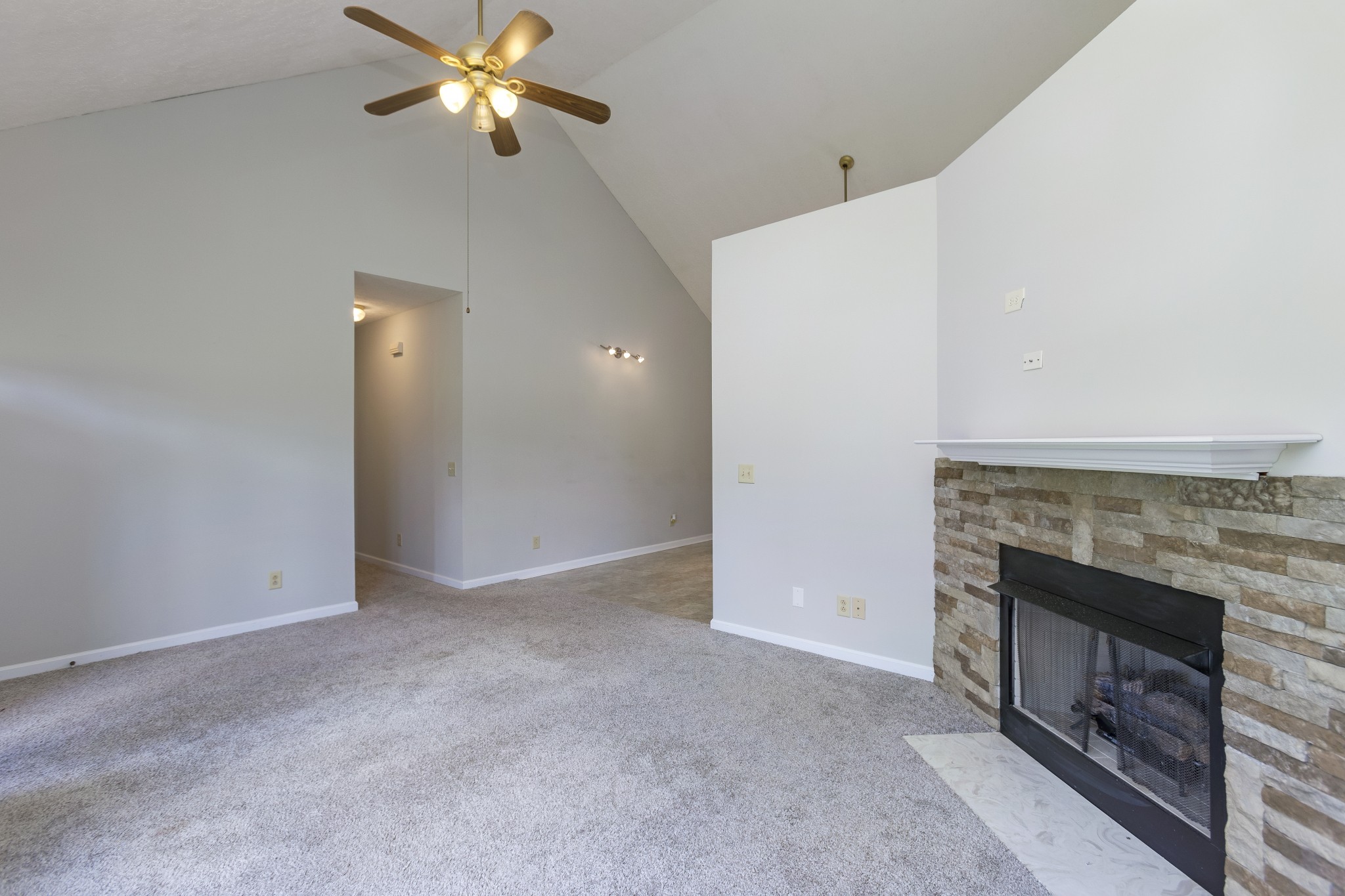 1096 Old Laguardo Road East Lebanon, TN 37087 - Photo 6 of 33 Gallery Image 6