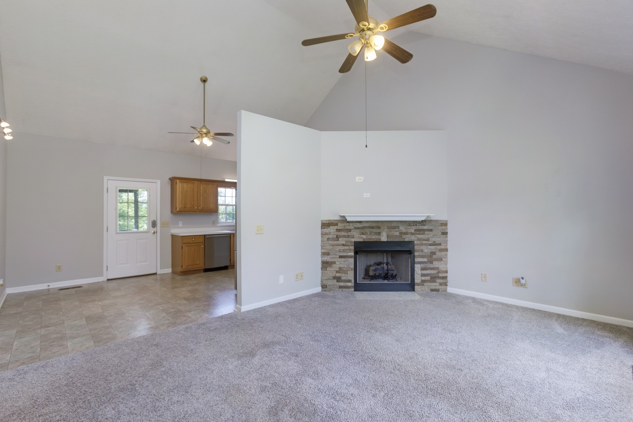 1096 Old Laguardo Road East Lebanon, TN 37087 - Photo 7 of 33 Gallery Image 7