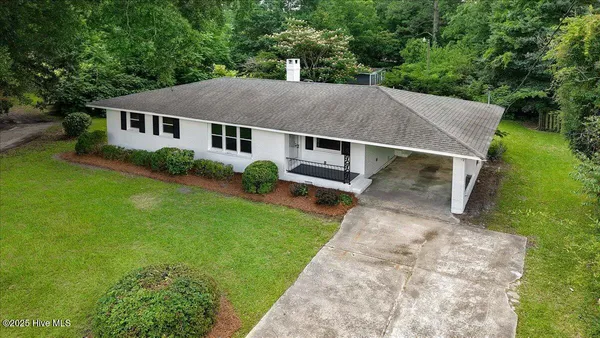 $199,900 | 527 West College Street, Warsaw, NC 28398