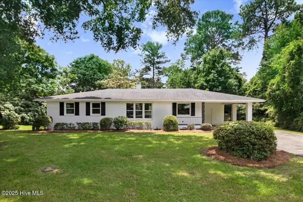 $199,900 | 527 West College Street, Warsaw, NC 28398