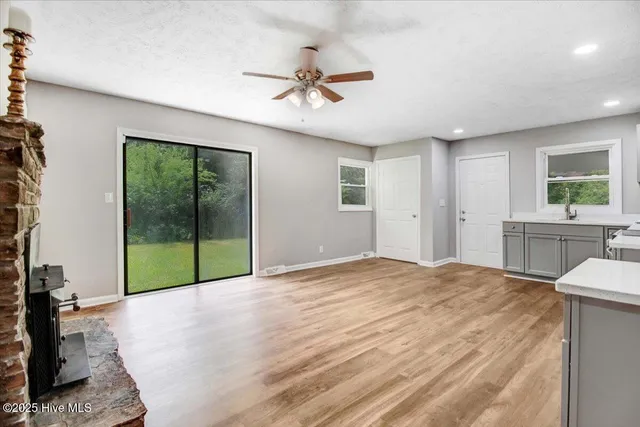 $204,999 | 527 West College Street, Warsaw, NC 28398