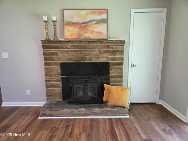 $199,900 | 527 West College Street, Warsaw, NC 28398