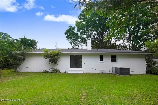 $199,900 | 527 West College Street, Warsaw, NC 28398