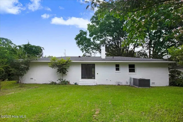 $204,999 | 527 West College Street, Warsaw, NC 28398