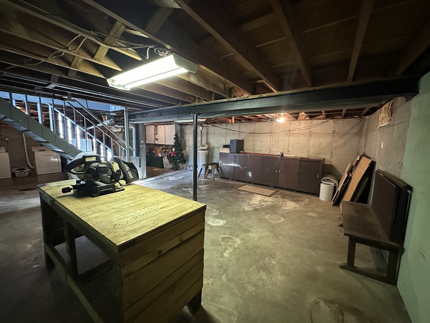 623 4th Avenue Dixon, IL 61021 - Photo 12 of 19 a view of a room with gym equipment