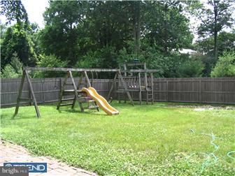 139 Greenvale Road Cherry Hill, NJ 08034 - Photo 12 of 12 Exterior Back