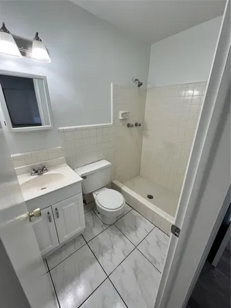 $1,899 | 1401 Northeast 57th Place, Unit 9, Fort Lauderdale, FL 33334