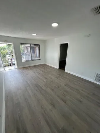 $1,899 | 1401 Northeast 57th Place, Unit 9, Fort Lauderdale, FL 33334