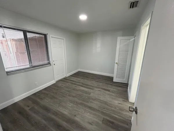 $1,899 | 1401 Northeast 57th Place, Unit 9, Fort Lauderdale, FL 33334