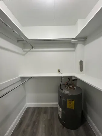 $1,899 | 1401 Northeast 57th Place, Unit 9, Fort Lauderdale, FL 33334