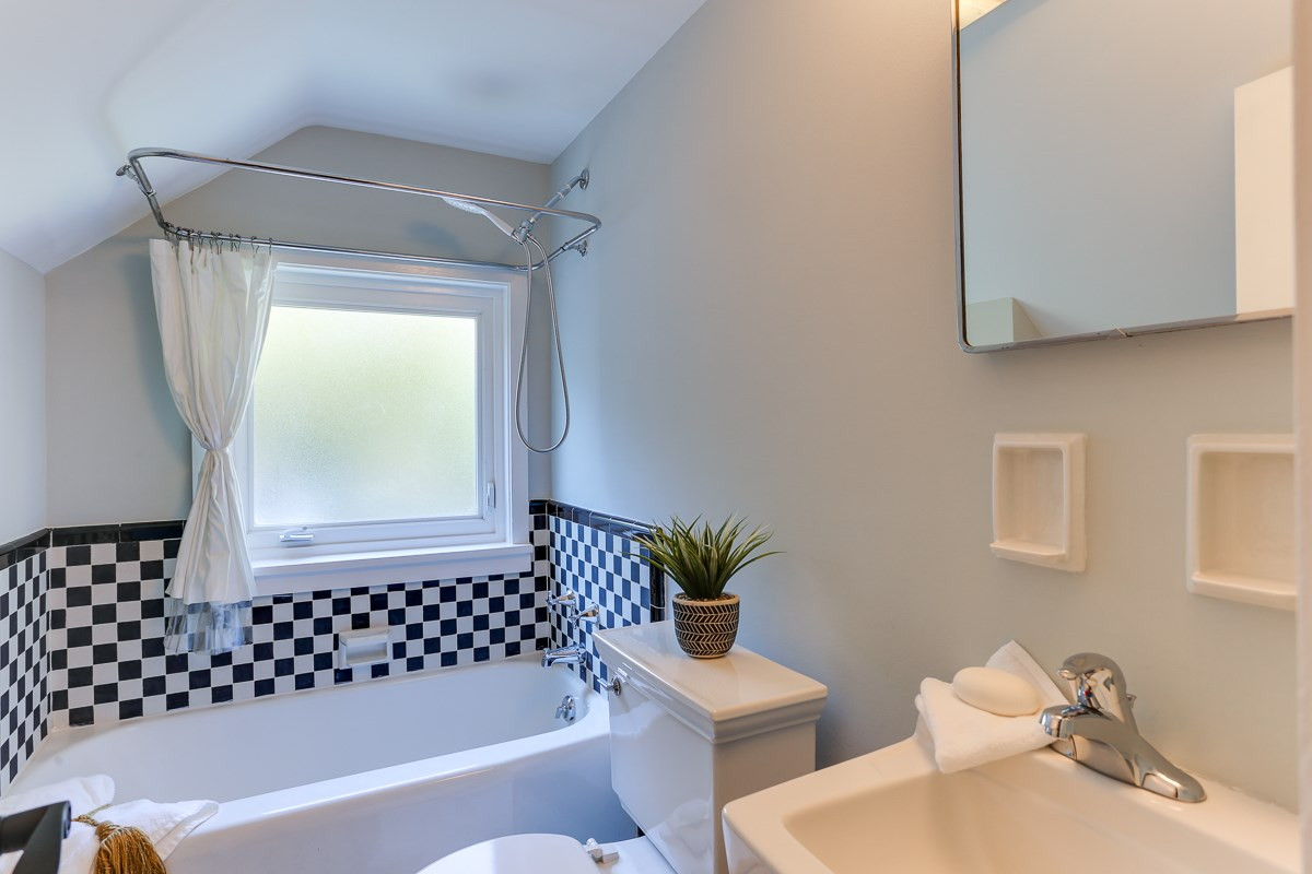 2413 Beechridge Road Raleigh, NC 27608 - Photo 19 of 25 Bathroom