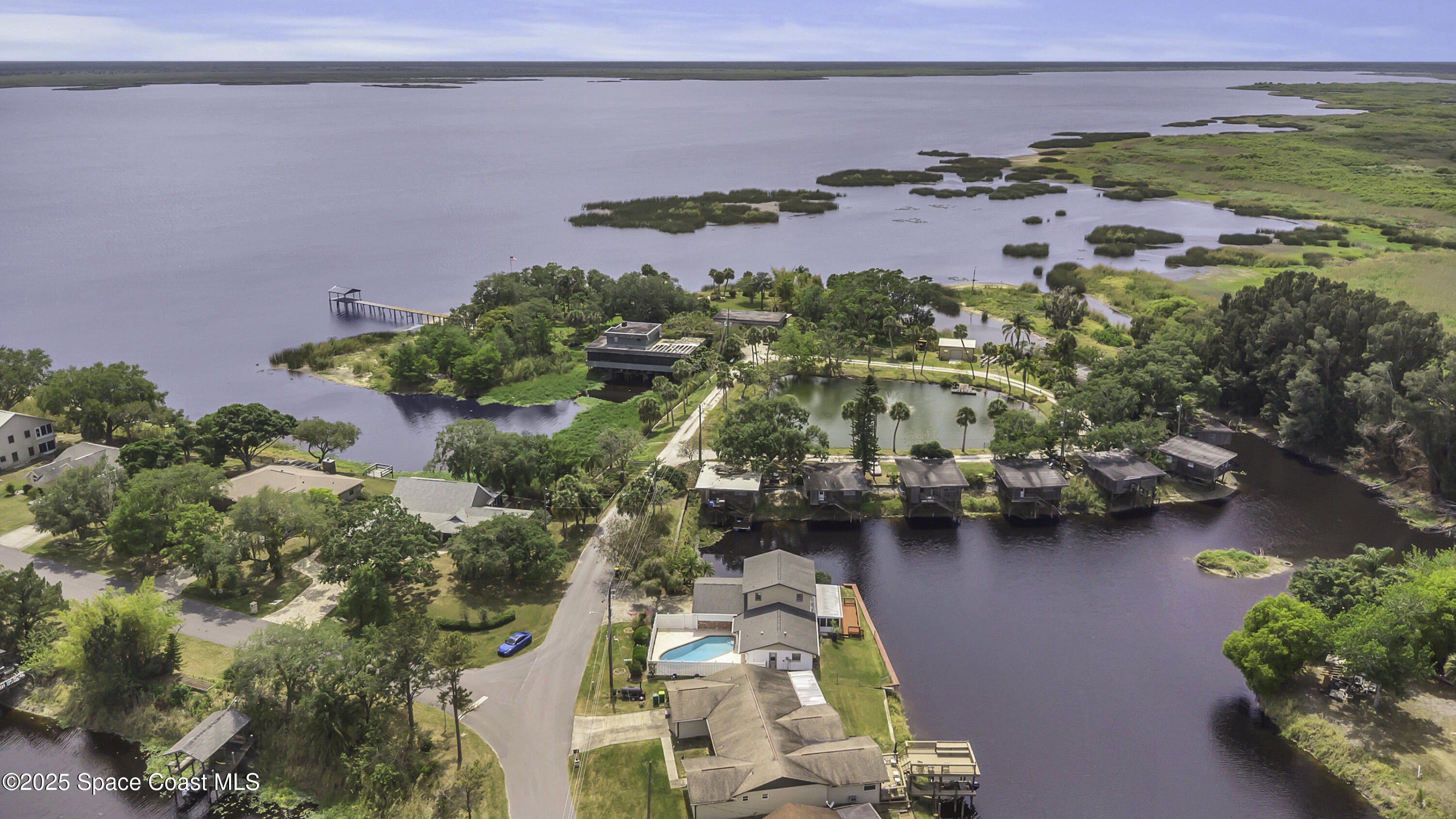 850 Cardinal Road Cocoa, FL 32926 - Photo 40 of 41 a view of ocean and houses with outdoor space